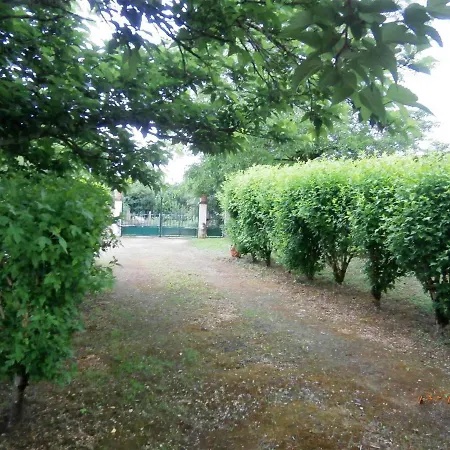 Avec Jardin Et Cheminee A 2 Km De Cherveix-cubas, Proche Sites Prehistoriques Et Nautiques - Fr-1-616-158 Holiday home