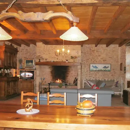 Maison Spacieuse Avec Wifi, Proche De - Fr-1-616-158 *